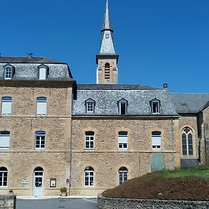 Accueil Du Couvent De Malet Saint-Côme-dʼOlt